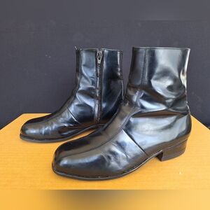 Iron Age Woman Steel Toe Size 7  Classic Black Leather Side Zip Work Boots